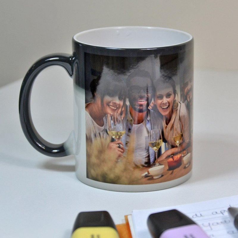 Mug magique thermoréactif personnalisable avec texte et photo · Tasse qui  change de couleur