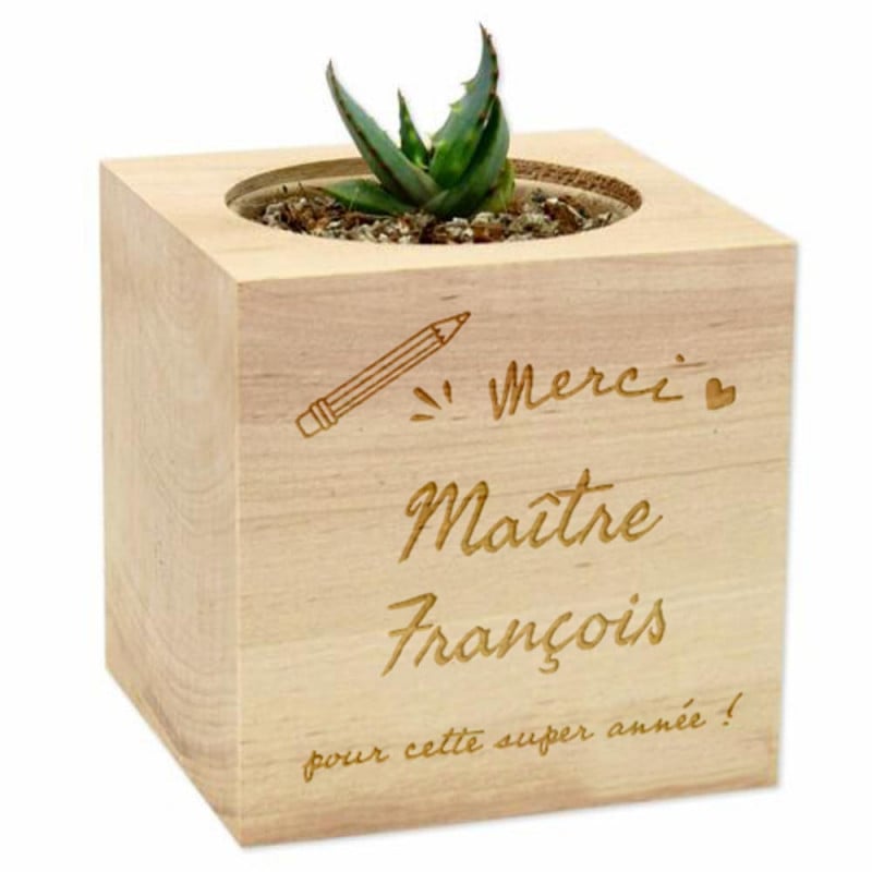 Cube bois déco gravé pour maitresse école