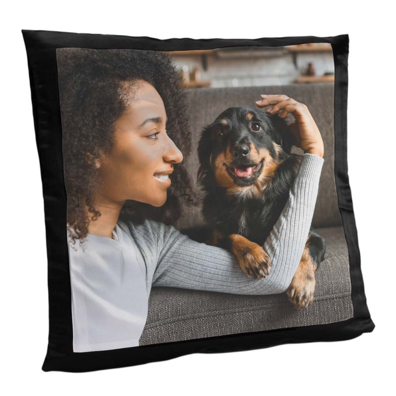 Coussin noir personnalisé